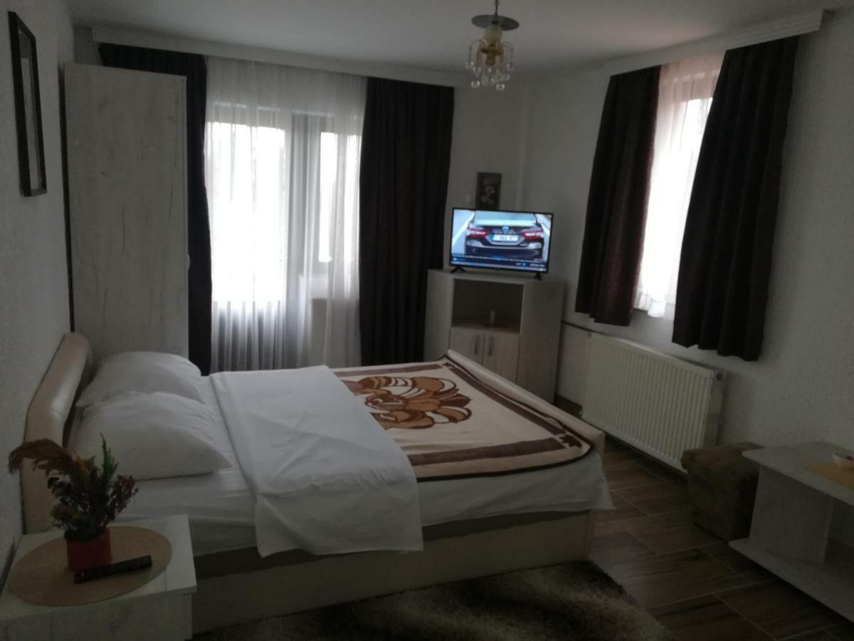 Lazarev Konak Banja Koviljača Exterior foto